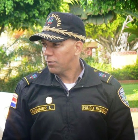 General policial de Puerto Plata advierte a delincuente que se entregue y evite consecuencias mayores
