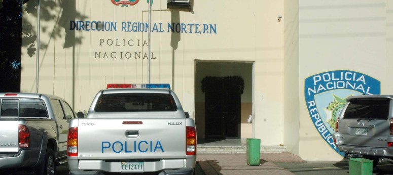 Policía investiga muerte de un raso atacado a tiros en Santiago