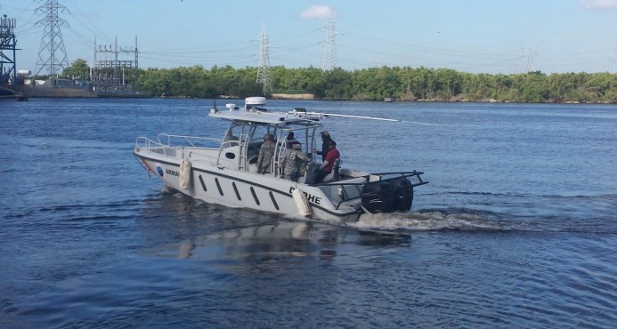 Armada dominicana continúa búsqueda de náufragos