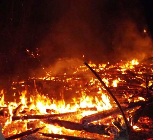Muere carbonizado niño de 13 años luego de incendiarse su vivienda en La Isabela Histórica