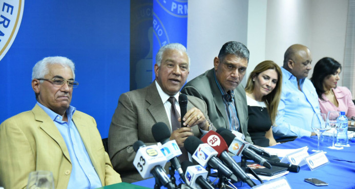 PRM rompe pacto para municipios