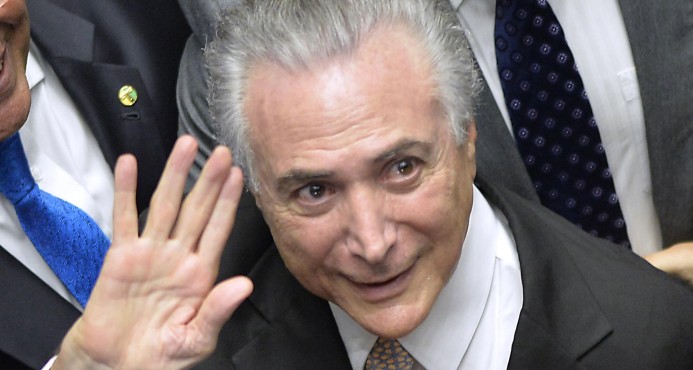 Michel Temer asume la presidencia de Brasil