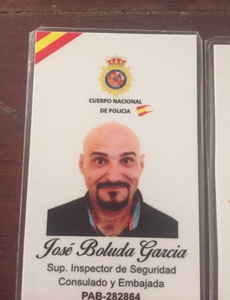 Arrestan español acusado de hacerse pasar por empleado de Embajada para estafar negocios