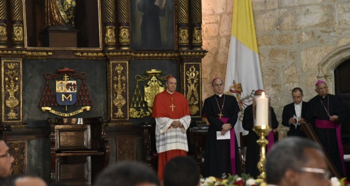 El nuevo arzobispo monseñor Francisco Ozoria anunció un relanzamiento del Plan Arquidiocesano