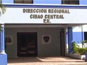 Policía apresa falso teniente con pistola ilegal y dos carnets del Ejercito Dominicano falsos