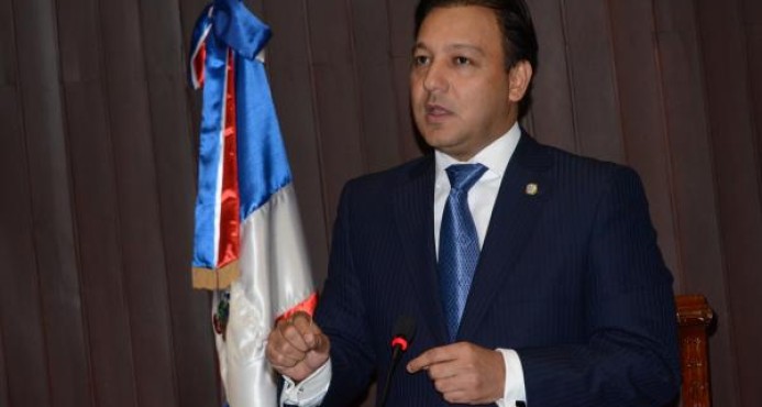 Juez admite recurso de amparo contra alcalde Abel Martínez; ordena entrega de información Juez admite recurso de amparo contra alcalde Abel Martínez; ordena entrega de información