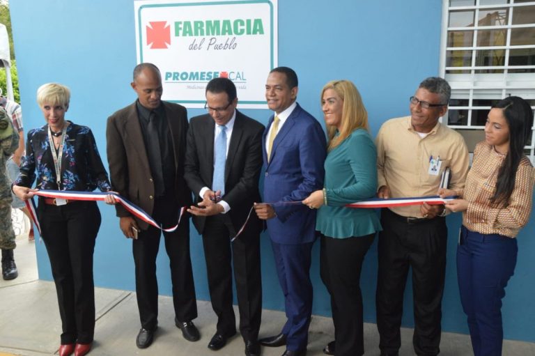 PROMESE –CAL inaugura Farmacia del Pueblo en Gurabo, Santiago