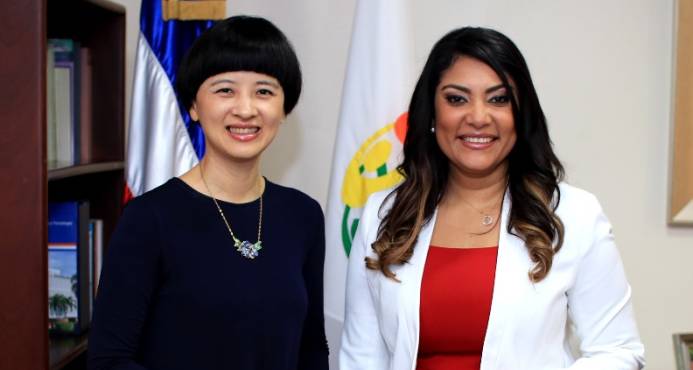 CIENTO 50 ESTUDIANTES SE BENEFICIARAN CON ACUERDOS CON REP. POPULAR CHINA