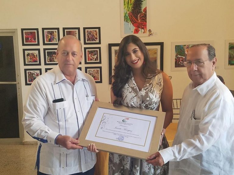 DIRECCIÓN REGIONAL NORTE DE CULTURA RECONOCE A LA SOPRANO DOMINICANA JANETTE MÁRQUEZ