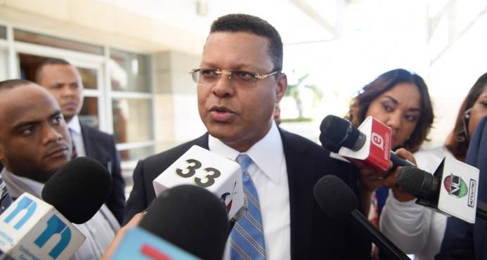 Periodistas instan a la PGR investigar a consorciados de Odebrecht