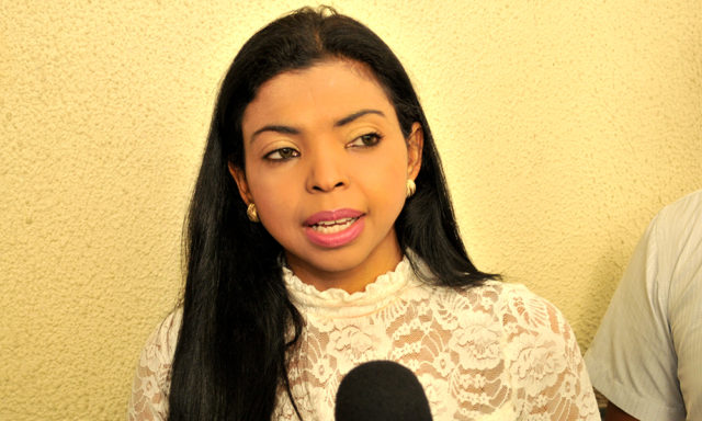 Yeni Berenice   apoya al procurador Jean Alain