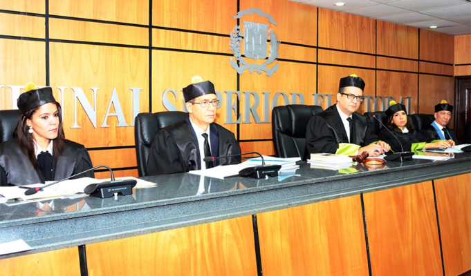 TSE rechaza recurso de amparo de Guido