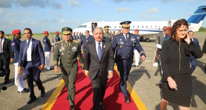 PTE MEDINA REGRESA AL PAIS