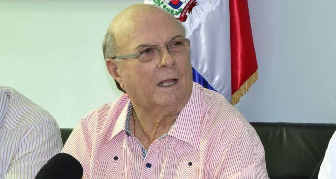 HIPOLITO ANUNCIA FORMALMENTE APOYO A PRIMARIAS ABIERTAS