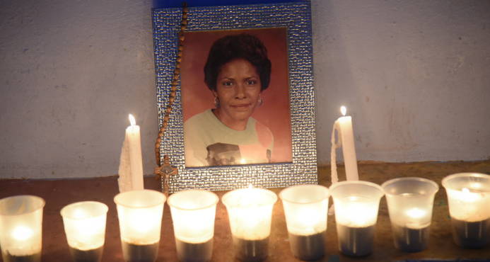 ENCENDIDO DE VELAS EN LOS PEPINES