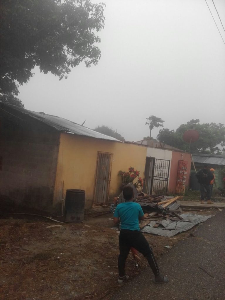 FUERTE VIENTO EN SANTIAGO