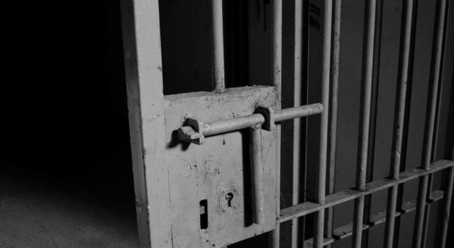 A PRISION TRES ASESINARON JOVEN AL SALIR DE UNA DISCOTECA