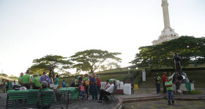 Amenazan con someter a la justicia director de la Policía en Santiago