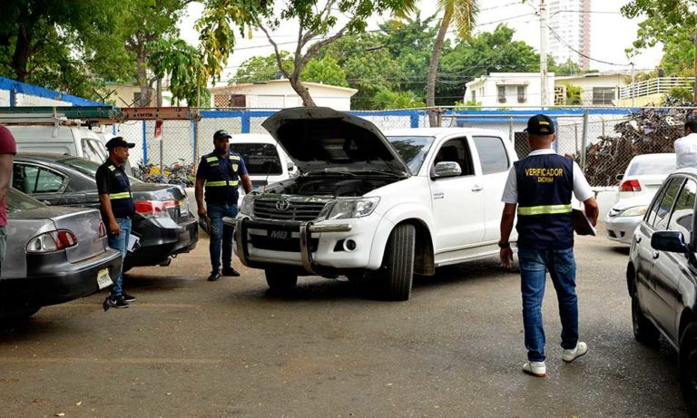 ROBOS DE VEHICULOS  NO SE DETIENEN