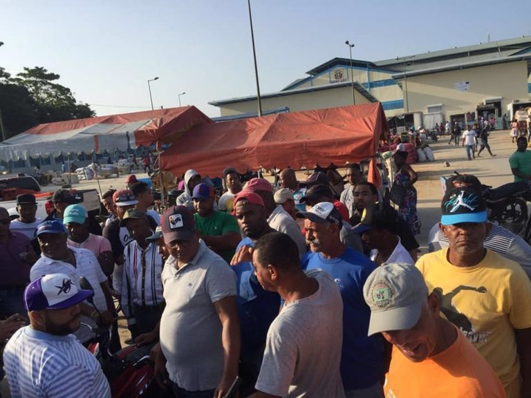 Fuerte tiroteo afectó las actividades del mercado en Dajabón