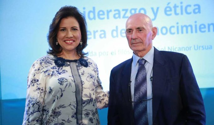 VICE PRESIDENTA DESAFIA A EX PTE HIPOLITO MEJIA