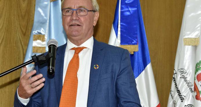 Afirman República Dominicana vive oportunidad para invertir en juventud