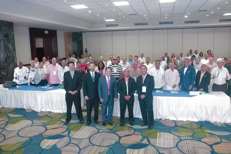 Comunicadores del Cibao participan en seminario ofreció EDENORTE