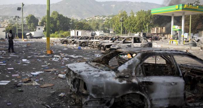 NUEVOS DISTURBIOS POR HUELGA EN HAITI
