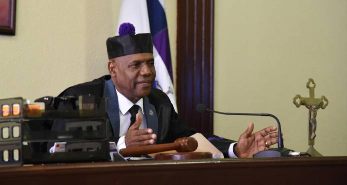 Tres meses de prisión preventiva a cuatro policías por muerte de raso