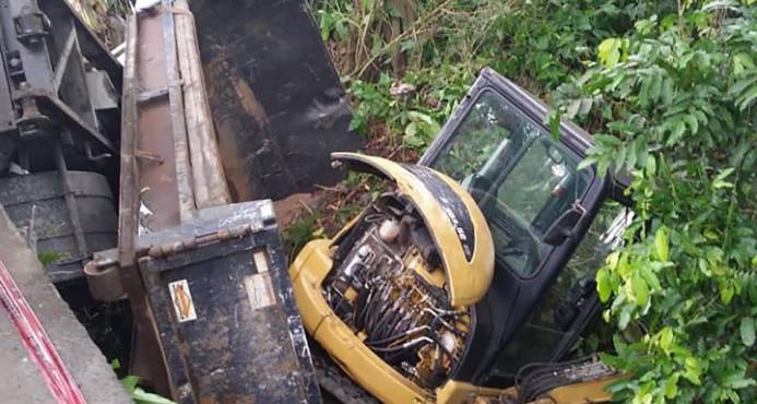 UN MUERTO Y TRES HERIDOS EN ACCIDENTE DE TRANSITO