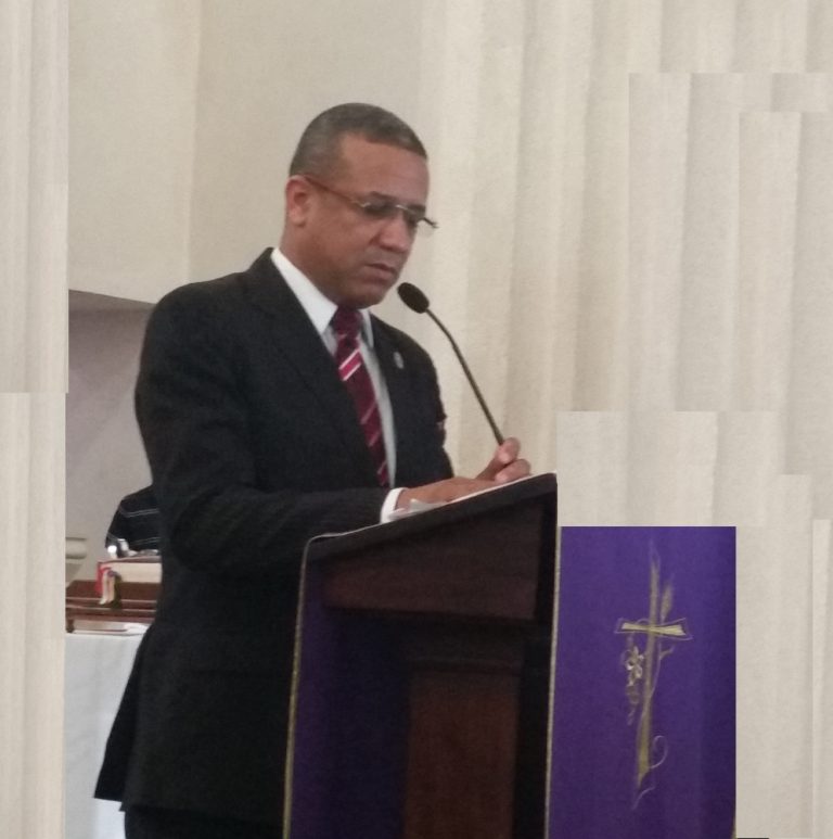 Periodistas enfermos esperan pensiones