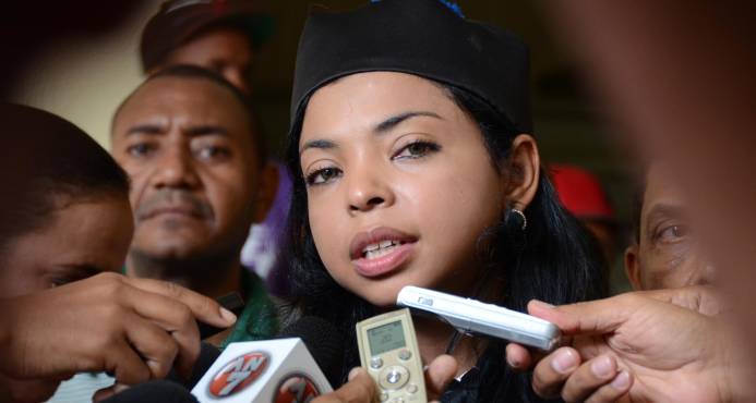 Yeni Berenice: “Que evalúen nuestro desempeño para definir nuestra permanencia”