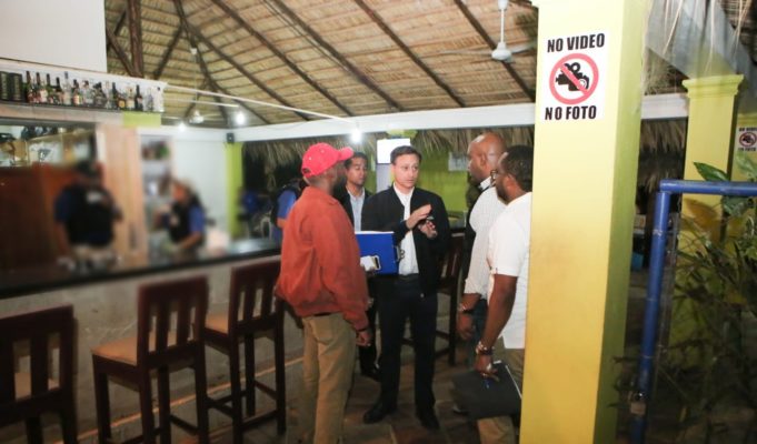 Procuraduría allana en Sosúa y Cabarete 10 centros por proxenetismo