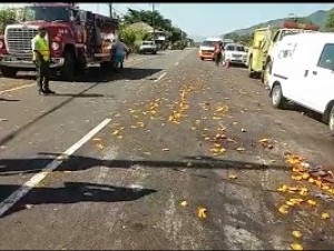 TRES MUERTOS Y SIETE HERIDOS EN  CHOQUE DE VEHICULOS
