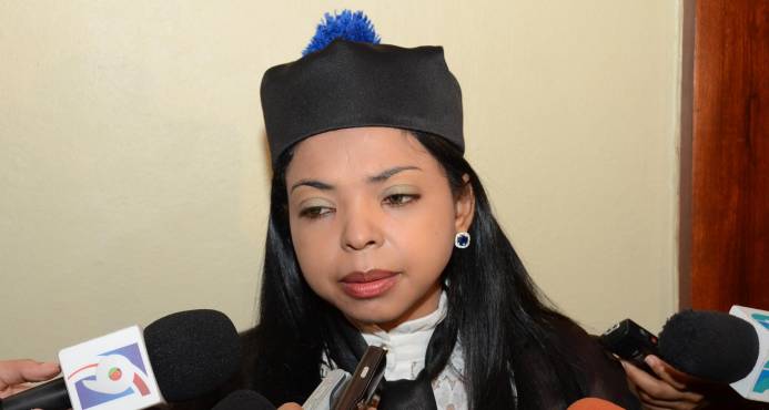 Yeni Berenice anuncia no concursará para quedarse como fiscal del Distrito