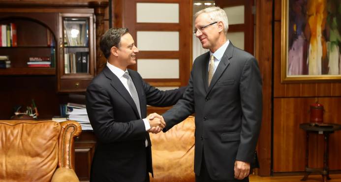 Tratan colaboración para fortalecer persecución del crimen