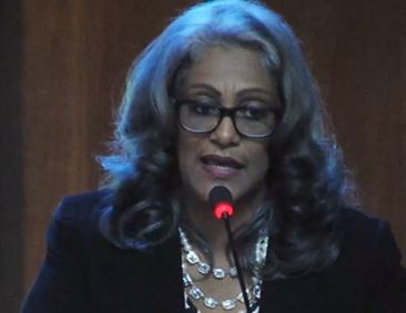 Reta le prueben recibió dinero a cambio de otorgar documentos