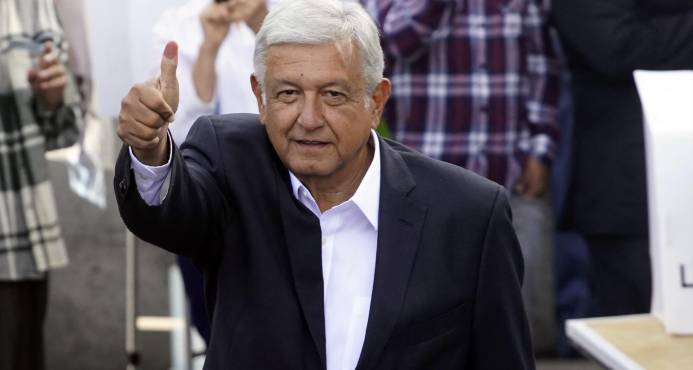 Izquierdista López Obrador gana con amplia ventaja presidencial de México
