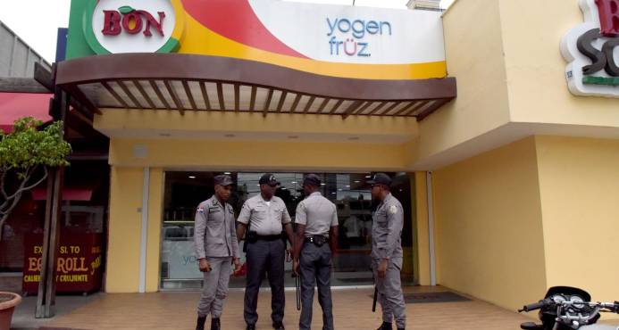 ASALTAN SUCURSAL DE HELADOS BON