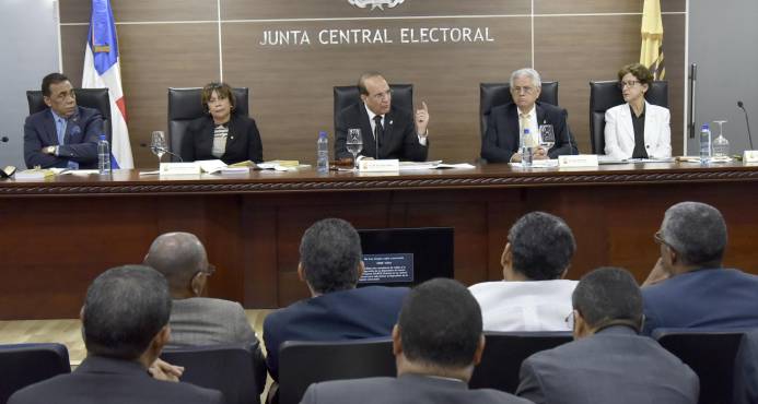 JCE DA 75 días a los partidos políticos deben definir si celebrarán primarias