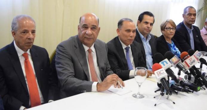 El pueblo le dirá el domingo a Leonel: “Usted sustituirá a Danilo”