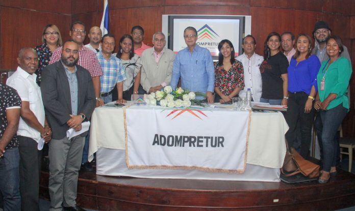 Asamblea Adompretur valida nuevos estatutos