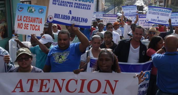 Empleados de Coraasan realizan marcha