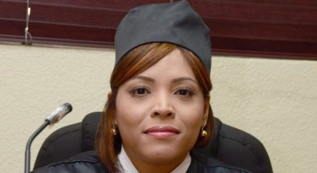 SUSPENDEN JUEZA DEJO EN LIBERTAD A DOS VINCULADOS CON DROGA