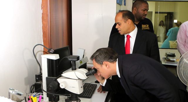 Procurador anuncia convertirán al INACIF en centro de mayor tecnología