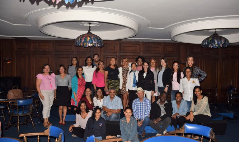 ASOCIACION DOMINICANA DE CRONISTAS SOCIALES IMPARTE TALLER EN SANTIAGO