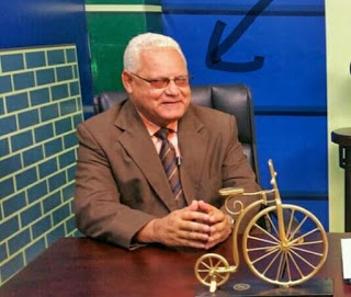 SE SUICIDA EL PROFESOR Y COMUNICADOR FAUSTO LANTIGUA