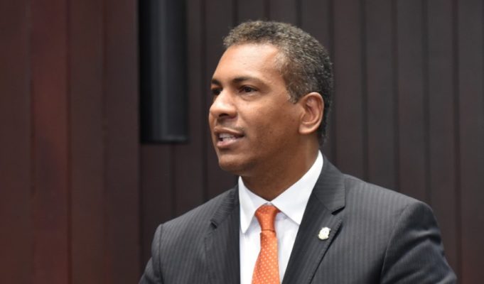 Asegura aprobación proyecto de Ley de Cheques devuelve credibilidad