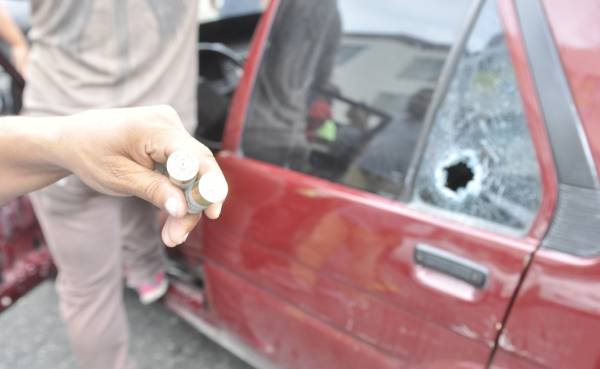 Con algunos incidentes, choferes de (FETTRANRENO)realizaron marcha