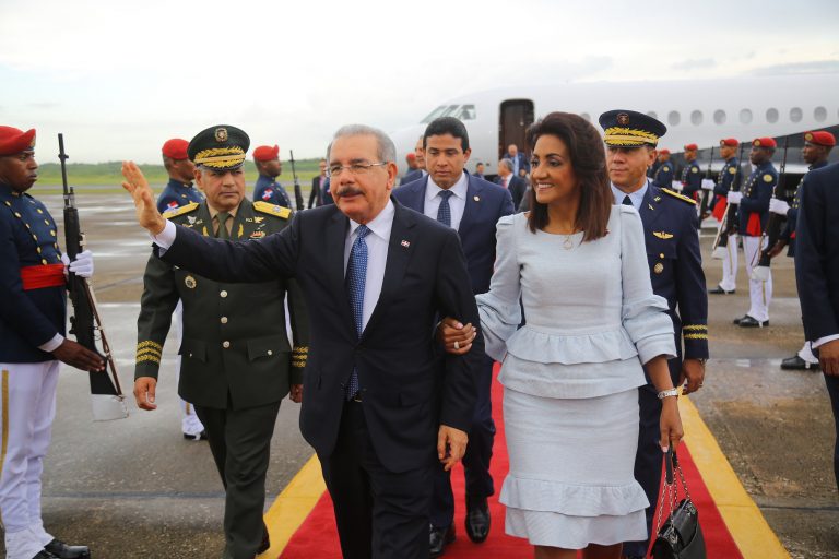 Luego de intensa agenda de trabajo en Nueva York, presidente Danilo Medina regresa al país